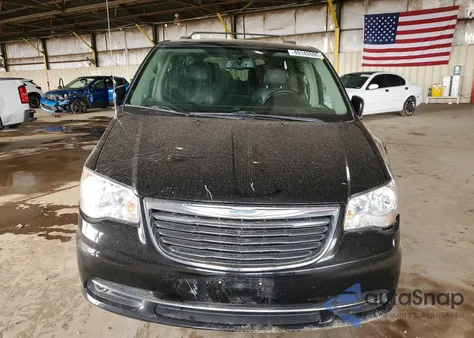 2016 Chrysler Town & Country Touring from USA, damaged, VIN 2C4RC1BG9GR148601